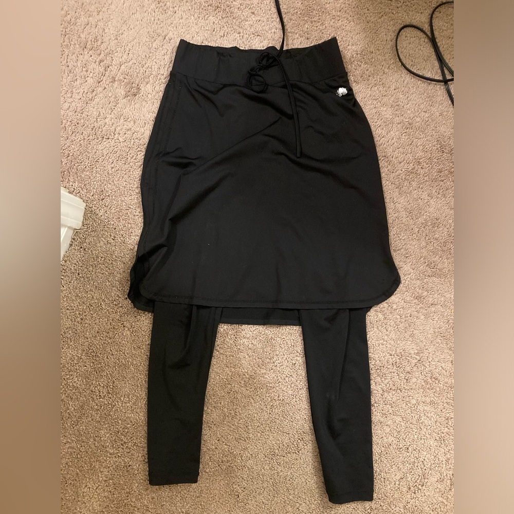 Snoga Black Skirt with Leggings